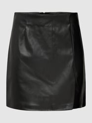 Minirok in leerlook, model 'Lina' van Only Grijs / zwart - 24
