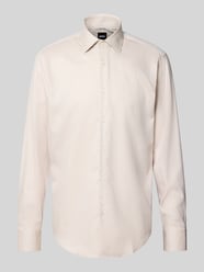 Regular Fit Businesshemd mit Kentkragen von BOSS Beige - 19