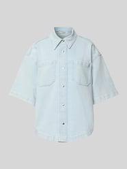 Bluzka jeansowa o kroju regular fit z kieszeniami na piersi model ‘ERICA’ od IVY OAK - 23