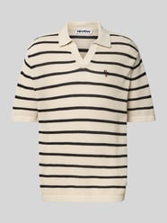 Strickshirt mit Polokragen und Label-Stitching von REVIEW - 41