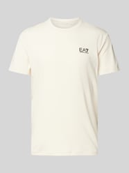 T-Shirt mit Label-Print von EA7 Emporio Armani Beige - 47