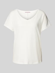 Leinen-T-Shirt mit V-Ausschnitt von QS Weiß - 26