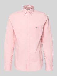 Slim fit vrijetijdsoverhemd met gestikt logo van GANT Fuchsia - 11