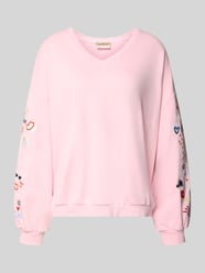 Oversized Fit Sweatshirt mit V-Ausschnitt von Smith and Soul Pink - 25