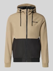 Kurtka z kapturem i zamkiem błyskawicznym model 'RUSH' od JACK & JONES - 22