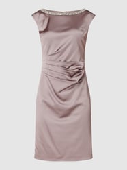 Cocktailkleid aus Satin mit Ziersteinen von Christian Berg Cocktail Pink - 36