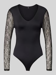 Slim Fit Body mit Spitzenärmeln Modell 'SIA' von ONLY - 23
