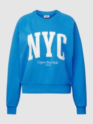 Sweatshirt mit Label-Stitching Modell 'LANEY' von Only Blau - 19