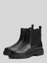 Buty chelsea ze skóry od Tommy Hilfiger - 3