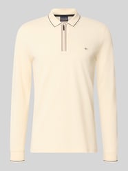 Slim Fit Poloshirt mit Reißverschluss von Christian Berg Men Beige - 19