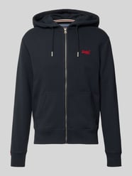 Bluza dresowa z kapturem i haftowanym logo od Superdry - 17