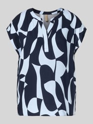 bluzka o kroju regular fit z wiskozy z dekoltem w serek model 'CHANISE' od Soyaconcept - 11