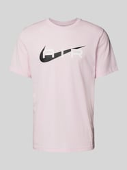 T-shirt met labelprint van Nike Roze - 19