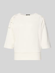 Bluza z haftem angielskim i rękaw o dł. 3/4 od zero - 20