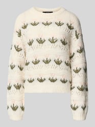 Sweter z dzianiny o kroju regular fit z ażurowym wzorem model ‘IDELLE’ od VERO MODA - 19