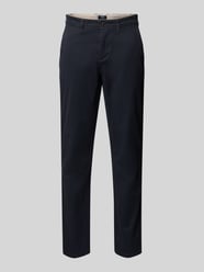 Chinosy o kroju slim fit z kieszeniami z tyłu od MCNEAL - 42