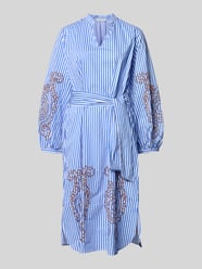 Hemdblusenkleid mit Stitchings und Bindegürtel von Christian Berg Woman - 20
