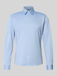 Slim Fit Businesshemd mit Kentkragen Modell 'ROAN' von BOSS - 20