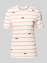 T-shirt o kroju regular fit z nadrukiem z motywem model ‘KITA’ od Only - 5