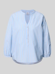 Regular Fit Bluse mit V-Ausschnitt und 3/4-Arm von Emily Van den Bergh - 37