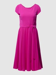 Cocktailkleid mit Bindegürtel von Vera Mont Pink - 12