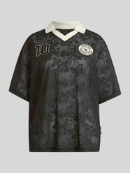 Loose Fit Sport-Trikot aus Mesh-Spitze mit Patches von adidas Sportswear - 39
