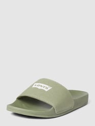 Slides mit Label-Print Modell 'JUNE' von Levi’s® Acc. Grün - 25