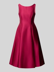 Midikleid in taillierter Passform von Adrianna Papell - 23