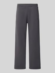 Sweatpants mit Logo-Print und Gesäßtasche von REVIEW - 25