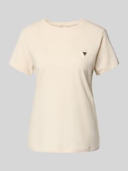 T-shirt w kroju regular fit z aplikacją logo model 'Colette' od GUESS Activewear - 8