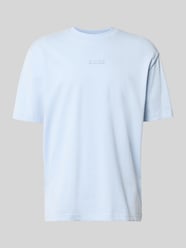 męski t-shirt o kroju regular fit z czystej bawełny model 'TEE 10' od BOSS Green - 42