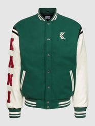 Collegejack met labeldetails van KARL KANI Groen - 10