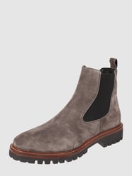 Buty chelsea ze skóry welurowej od ALPE Szary - 9