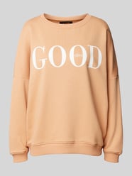 Sweatshirt mit Statement-Print Modell 'Good Vibes' von miss goodlife Beige - 21