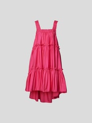 Knielanges Kleid im Stufen-Look von Devotion Pink - 4