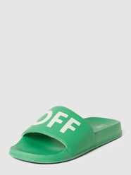 Slides mit Statement-Print von Jake*s Casual Grün - 38