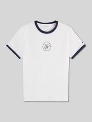 t-shirt o kroju regular fit z domieszką bawełny i wyhaftowanym logo od Tommy Hilfiger - 46