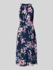 Cocktailkleid mit gelegten Falten und Taillenband von Christian Berg Cocktail - 20