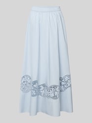 Spódnica midi z haftem angielskim model 'Redu' od MOS MOSH - 25