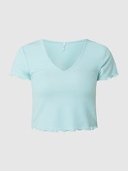 Kort T-shirt met geschulpte zoom, model 'Kika' van Only Groen - 12