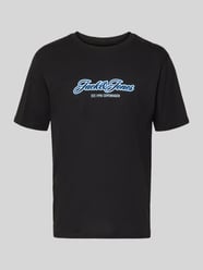 T-shirt o kroju regular fit z nadrukiem z logo od JACK & JONES - 26