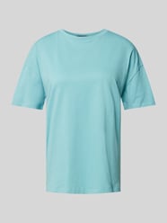 T-Shirt mit geripptem Rundhalsausschnitt von QS Türkis - 4