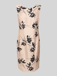 Knielanges Cocktailkleid mit Rundhalsausschnitt von Christian Berg Cocktail Pink - 38