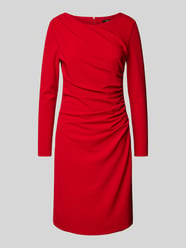 Knielanges Cocktailkleid mit seitlicher Raffung von Swing Rot - 31