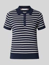 Bluzka z dzianiny o kroju regular fit ze ściegiem warkoczowym od Tommy Hilfiger - 10