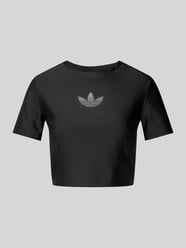 Cropped T-Shirt mit Strasssteinbesatz von adidas Originals Schwarz - 24