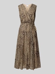 Midikleid aus Viskose-Mix in Wickel-Optik von Jake*s Collection - 43