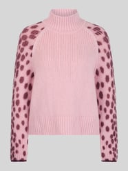 Sweter z mieszanki wełny z alpaki z detalem z logo od Marc Cain Fuksjowy - 21