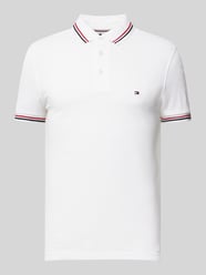 Slim Fit Poloshirt mit Logo-Stitching von Tommy Hilfiger Weiß - 15