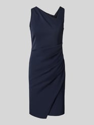 Cocktailkleid mit seitlicher Raffung von Vera Mont - 44